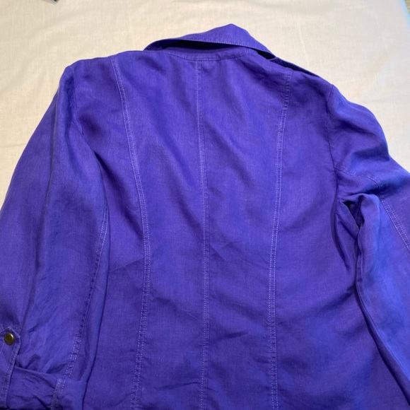 Linen jacket. - Picture 2 of 3